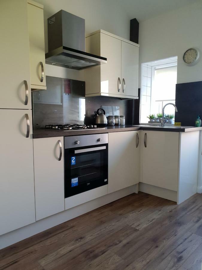 Churchview Apartment *